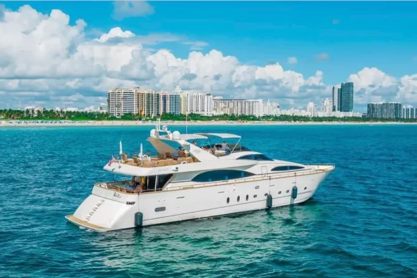 luxury miami party yacht